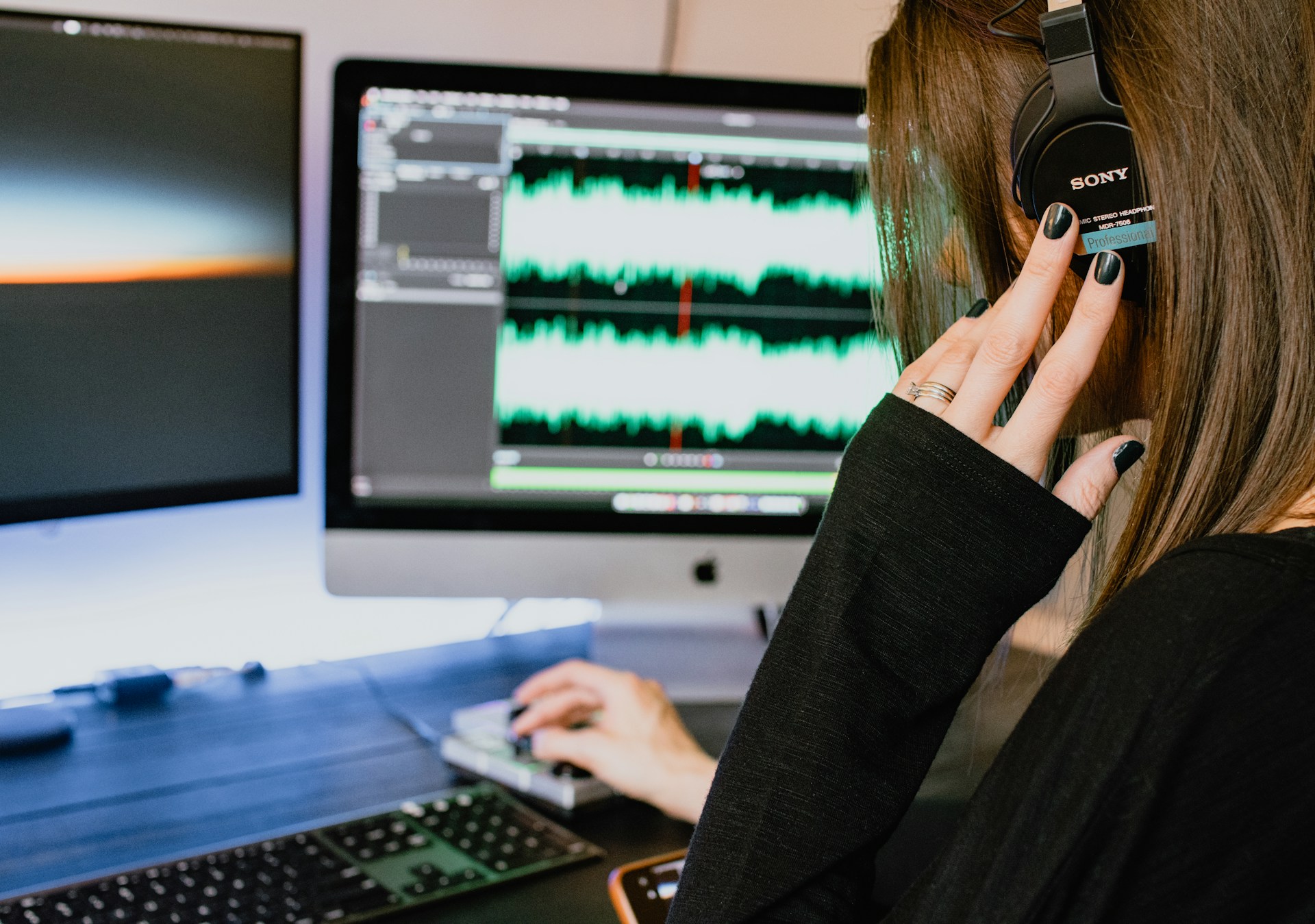 Musikproduzentinnen* gesucht!